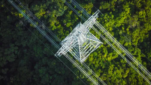 l&iacute;neas el&eacute;ctricas